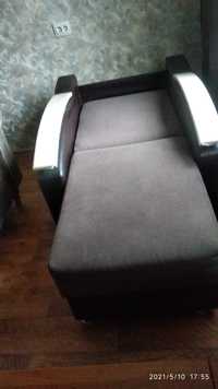 Продам Кресло-кровать в хорошем состоянии