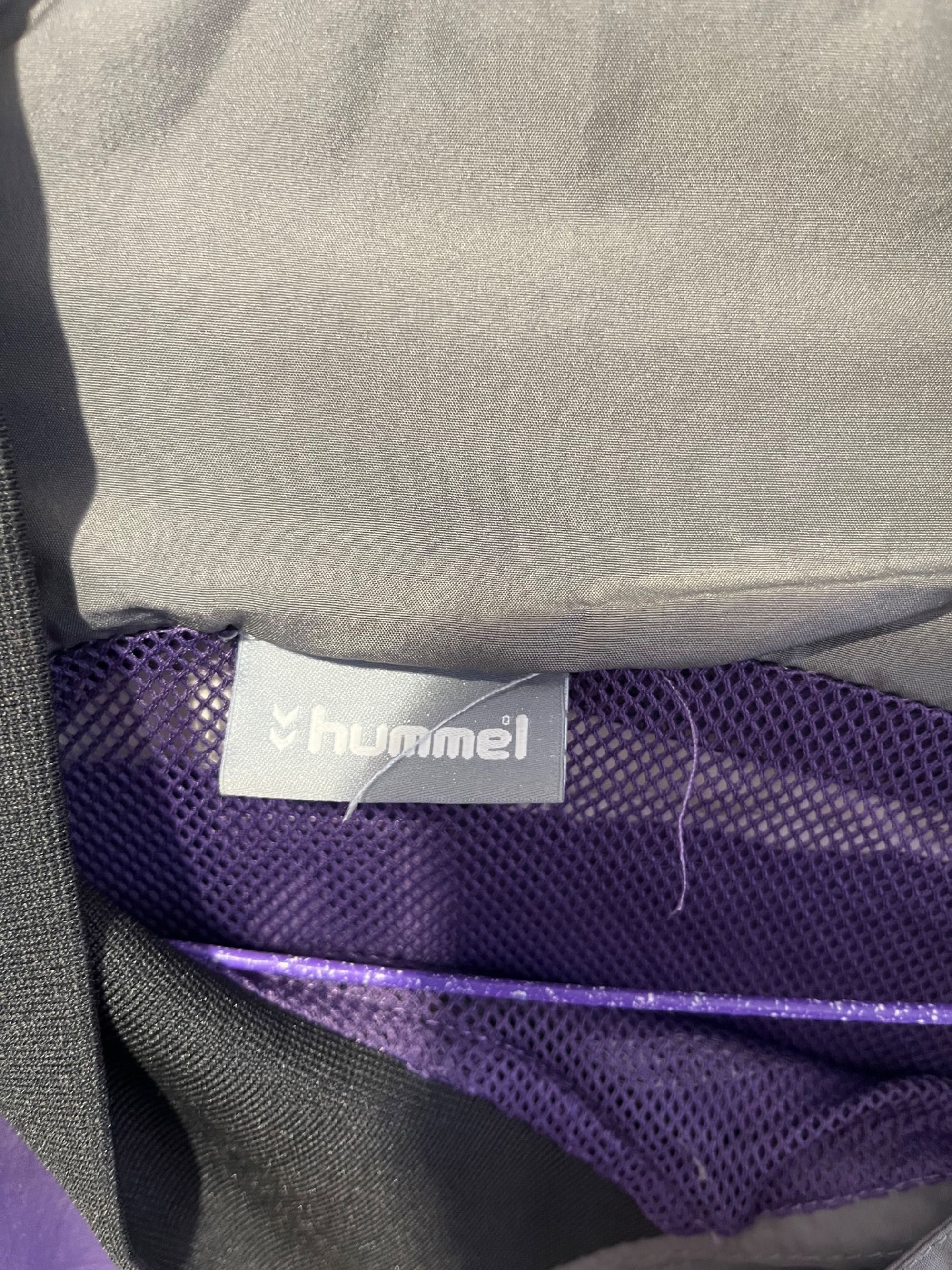 Ветровка Hummel М