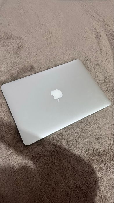 Макбук iPhone “Mackbook pro 13” продам