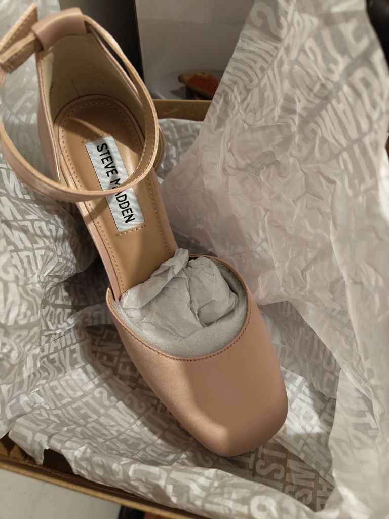 Дамски сандали Steve Madden