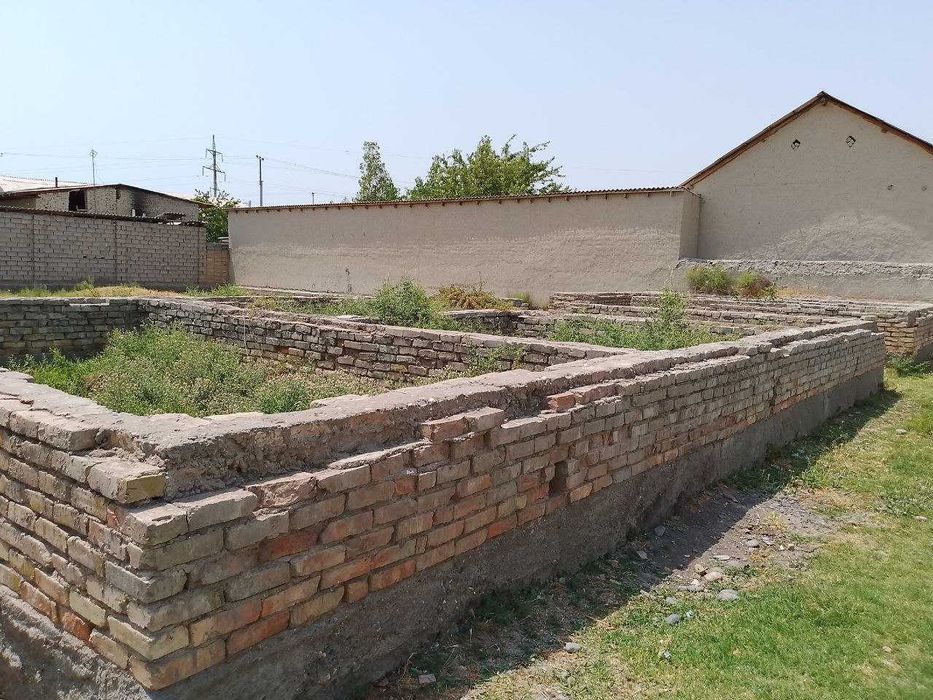 6 sotixli yer sotiladi