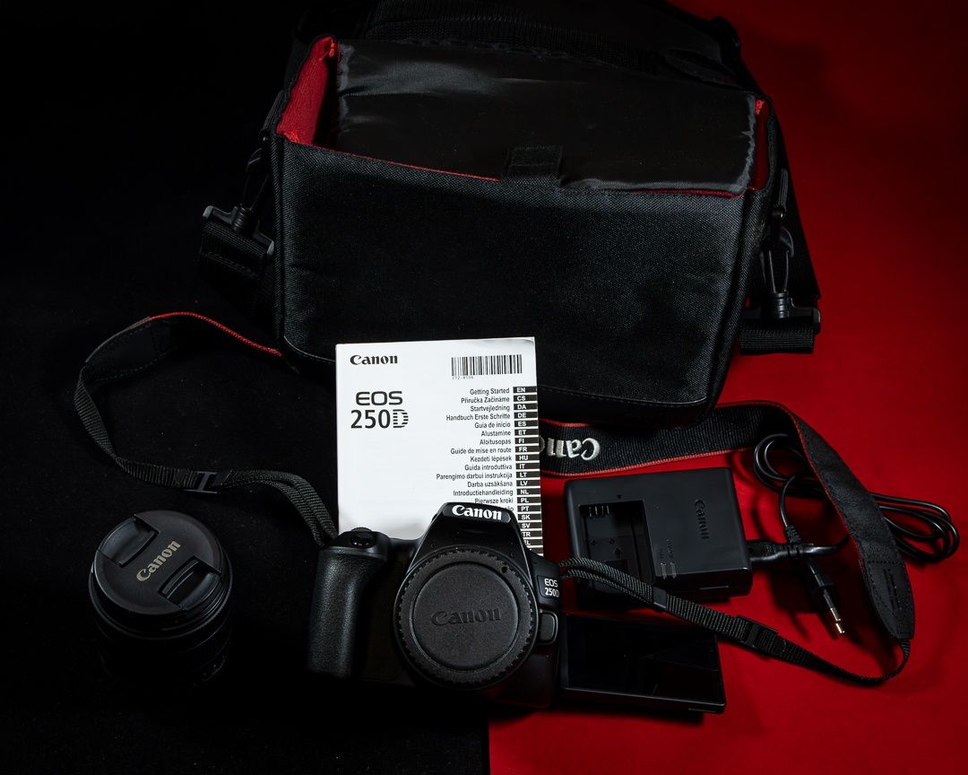 Продавам Canon 250D
