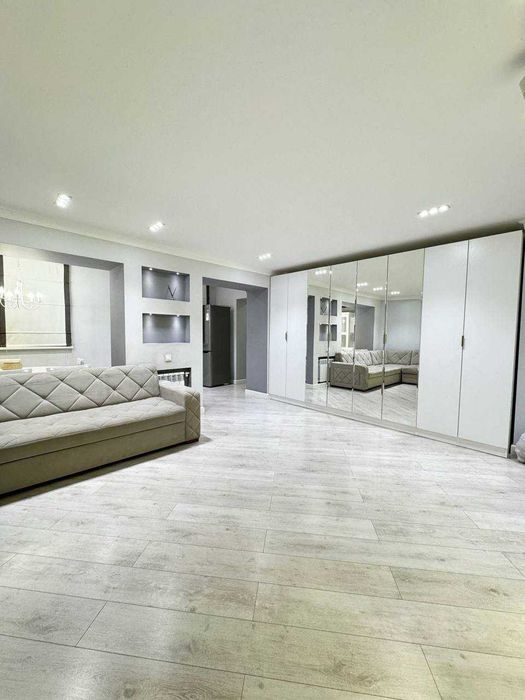 2/3/4 65м2 77-серия 2х6 Новомосковская кафе БОН