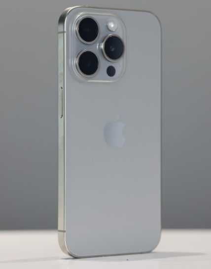 iPhone 15 Pro 256 Natural Titanium