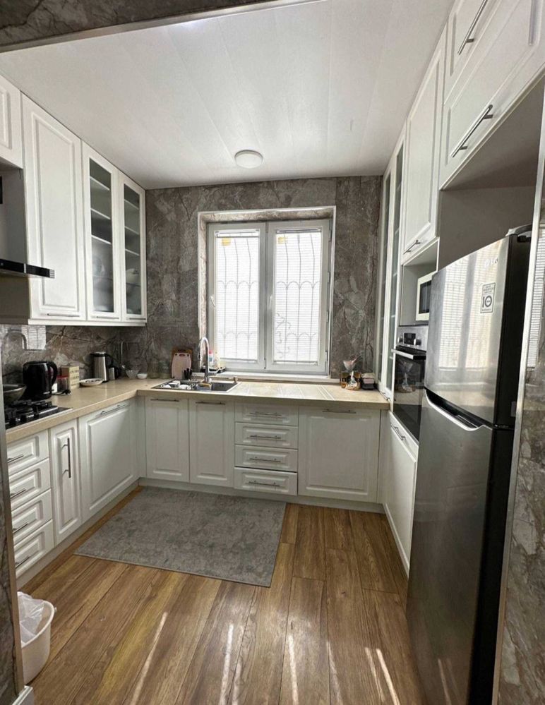 ПРОДАЕТСЯ квартира 3/3/5, 80м2, евроремонт, Массив Кушбеги, Яккасарай