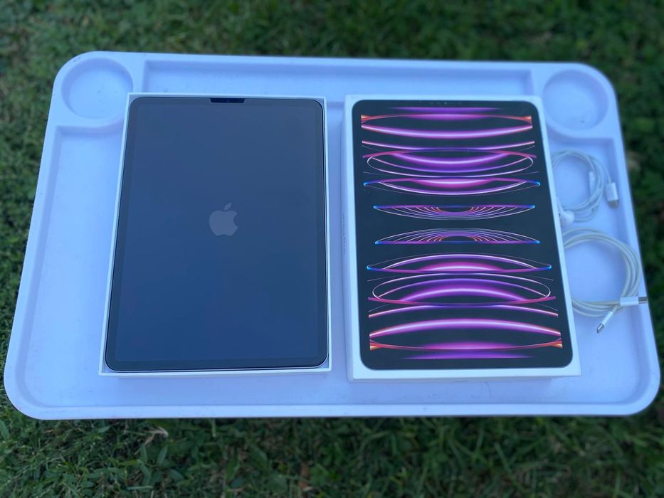 Vând Tabletă Apple iPod Pro 11 (2022)