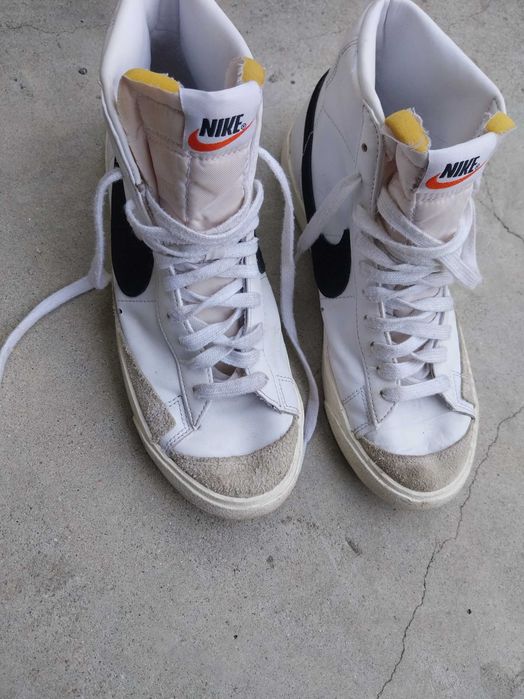 Кецове Nike blazer
