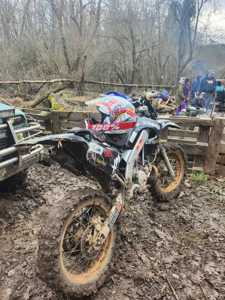 Продавам мотор Yamaha am6 90cc