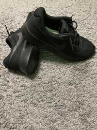 Обувки Nike tanjun
