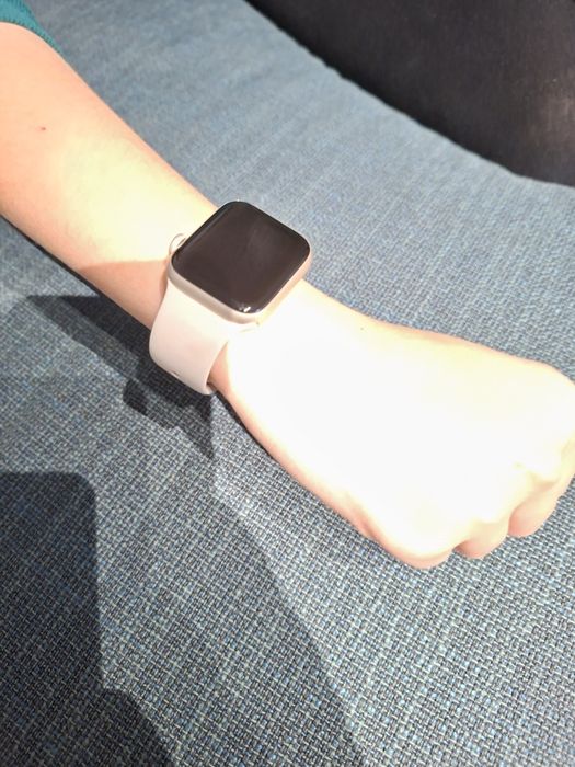 Apple watch SE (GEN2)