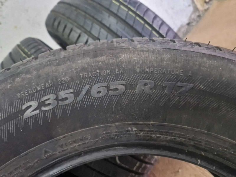4 Michelin R17 235/65/ 
летни гуми 
DOT2418