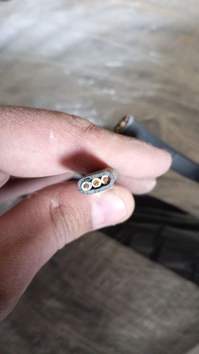 Кабел 3x2.5 Mis kabel Rossiya yonmaydigan sifatli zo'r