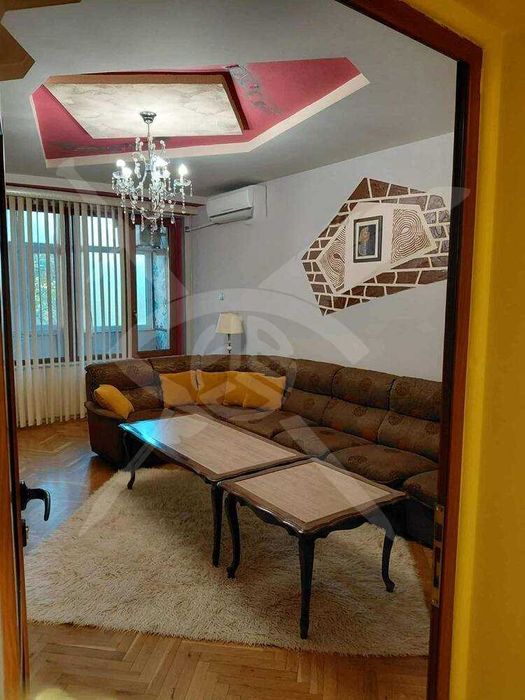 Тристаен апартамент под наем в Мараша 11802521