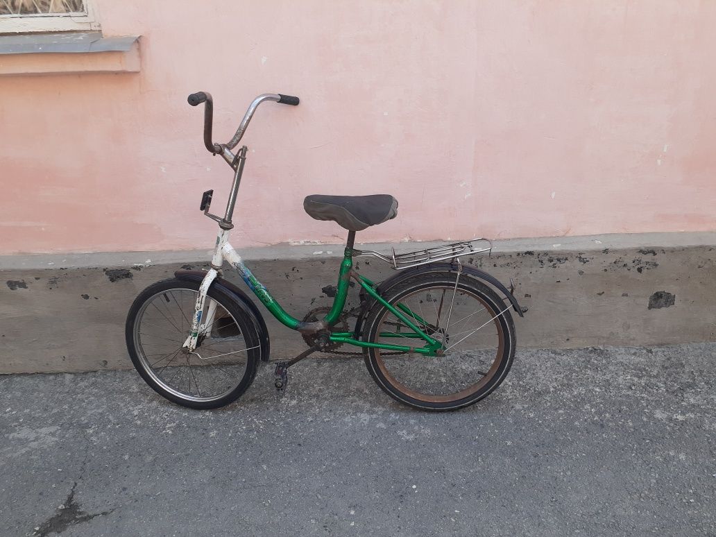 Продаеться велосипед