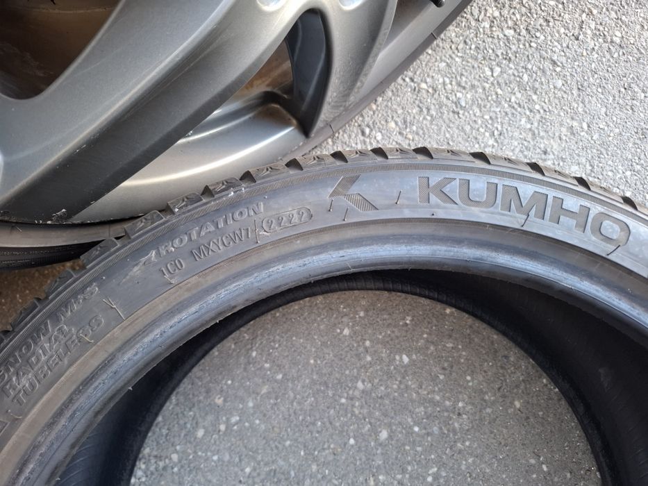 Anvelope  225 40 18 m+s kumho