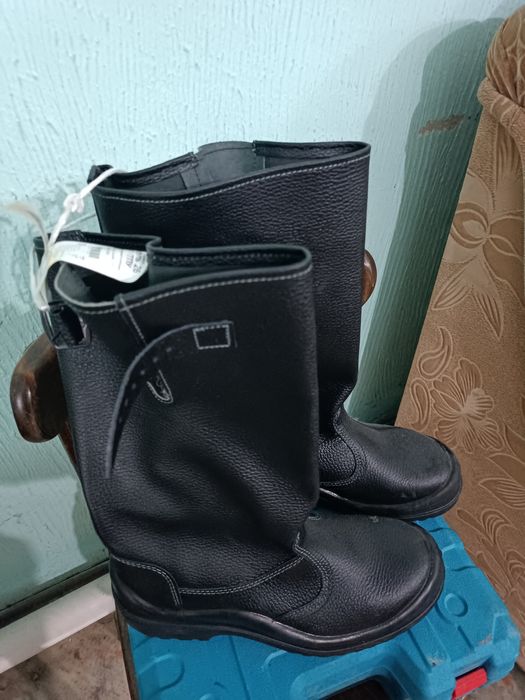 Продам валенки, сапоги