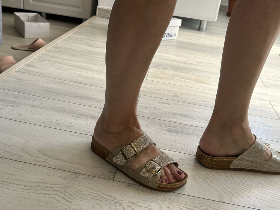 Papuci slapi argintii comozi marimea 37 Inblu