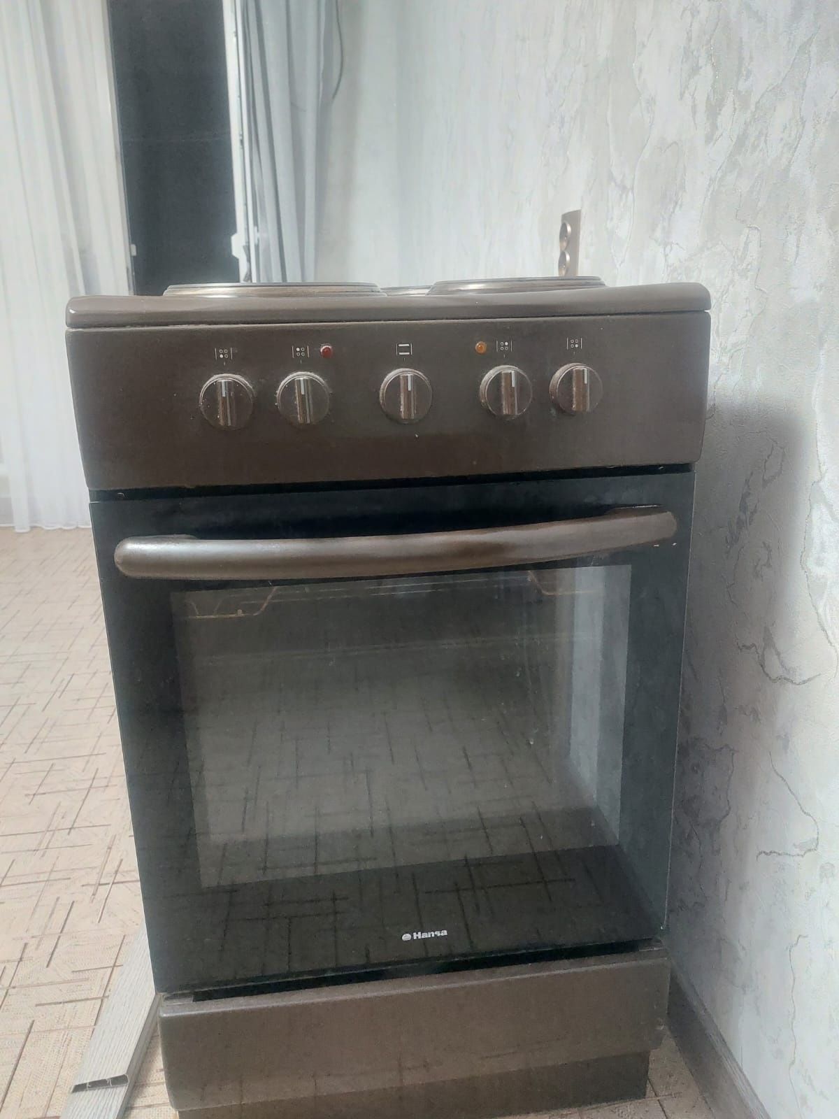 Продаётся плита.