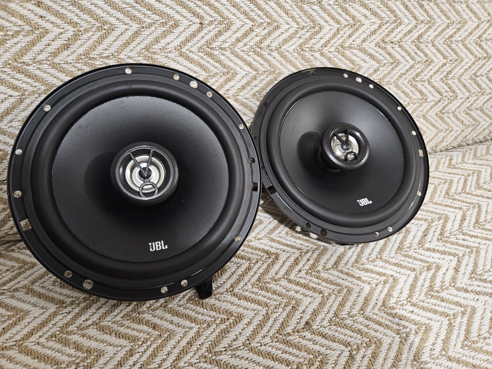 Boxe JBL stage 1