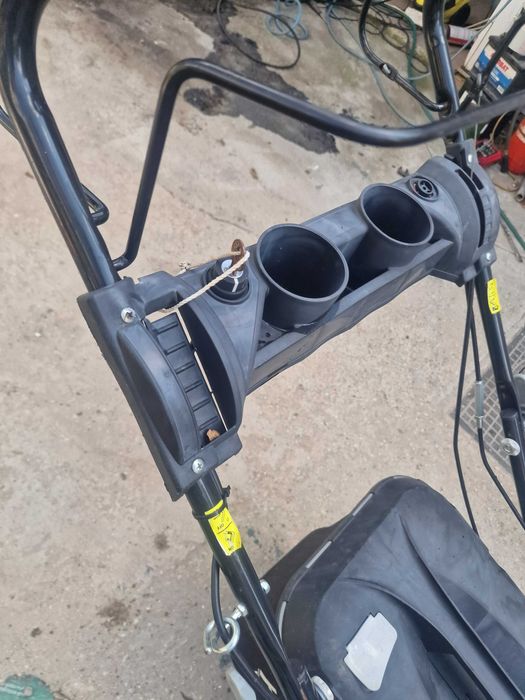 Masina de tuns iarba Hanseatic benzina tractiune cos pornire la cheie