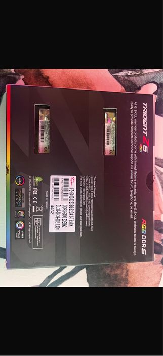 Memorie G.Skill Trident Z5 RGB 64GB DDR5 6400MHz CL32 Dual Channel Kit