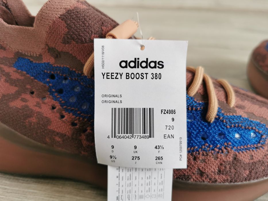 Yeezy 380 43 . 5 noi originali
