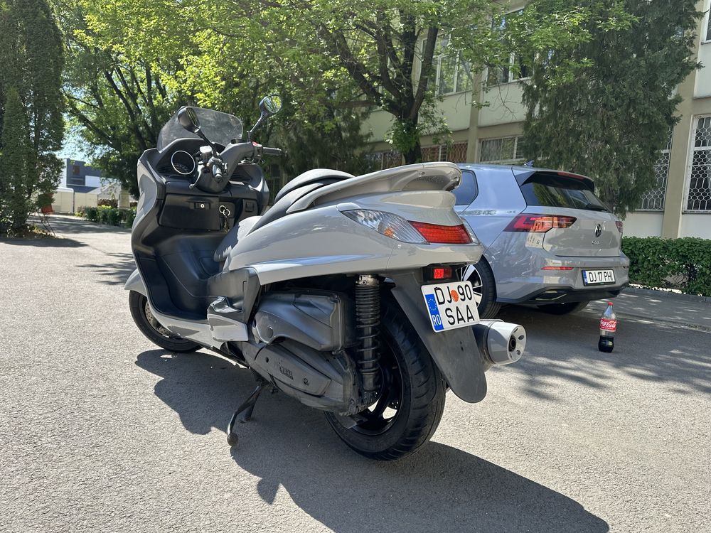 Yamaha majesty 400