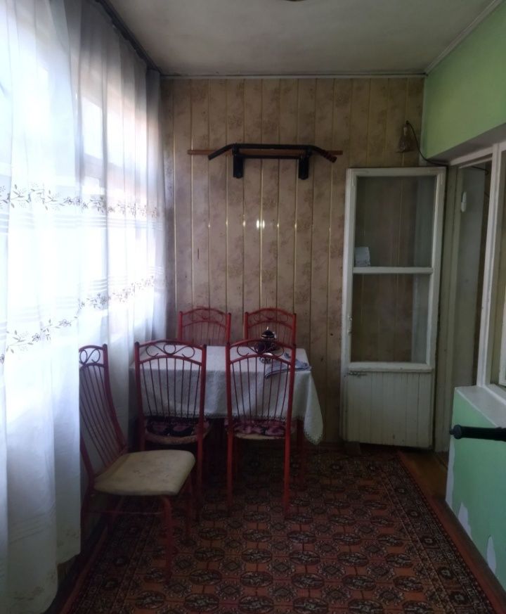 Квартира сотилади кирпичный дом