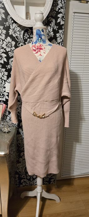 Рокля еластична плетка пепел от рози 2хл 48 EU