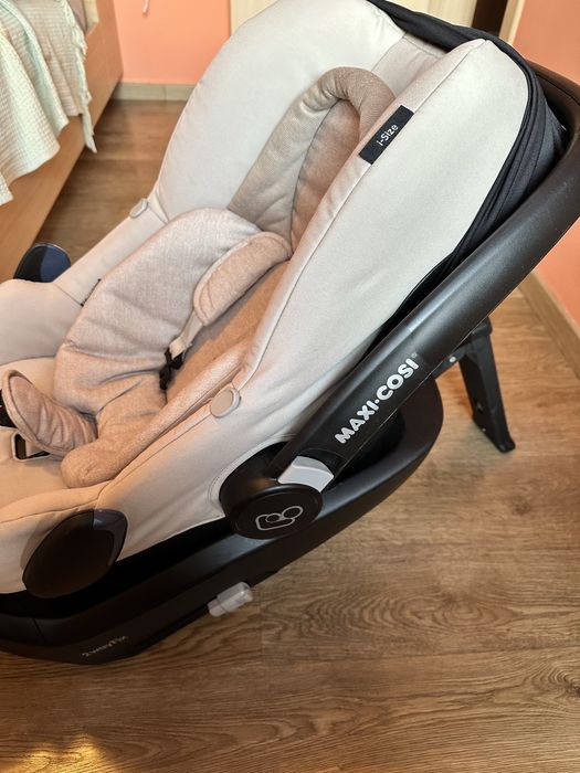 Детска количка Maxi-Cosi Zelia 3 в 1 + кошница за кола с база ISOFIX