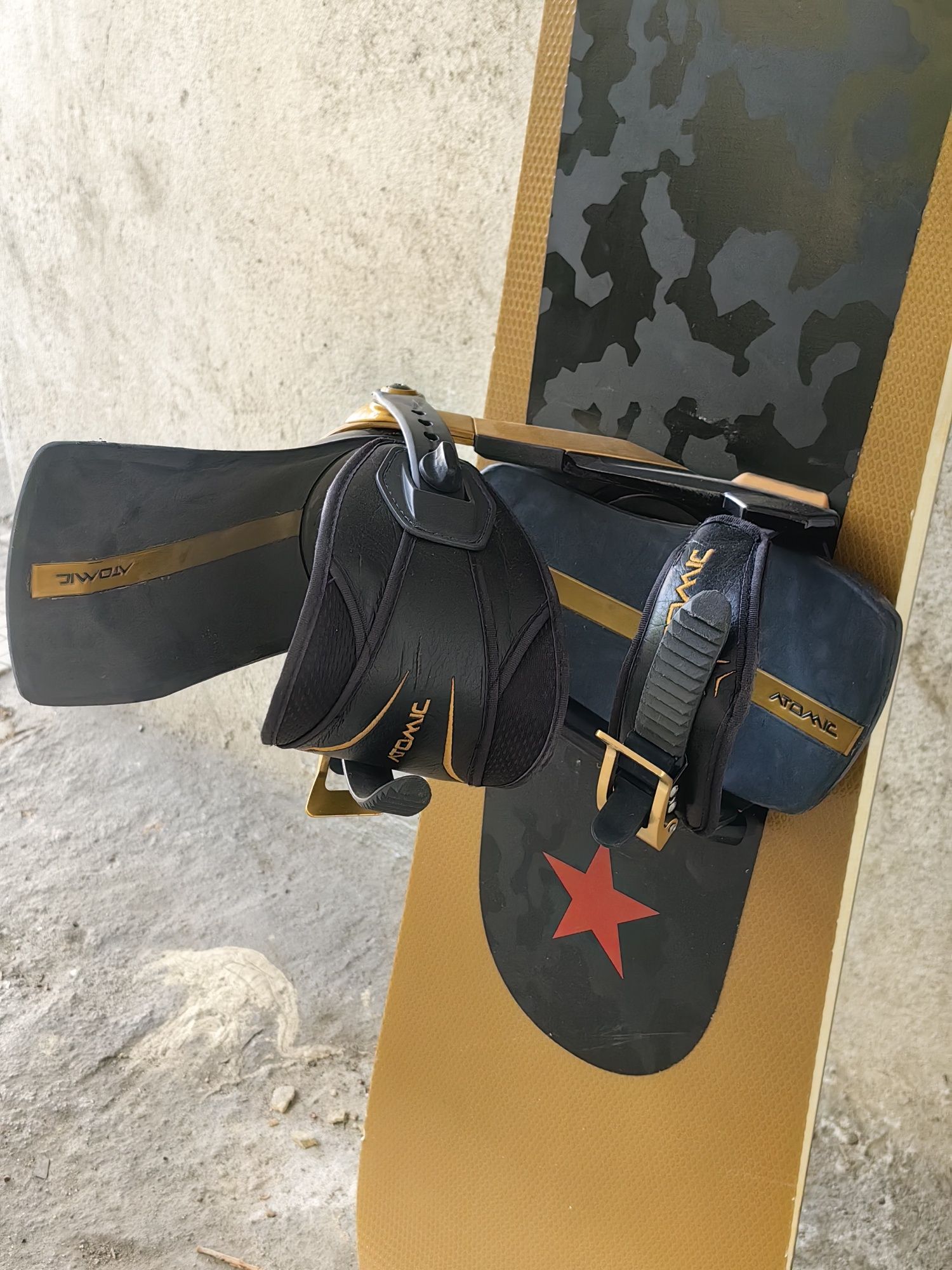 Сноуборд Atomic Alibi 153 см