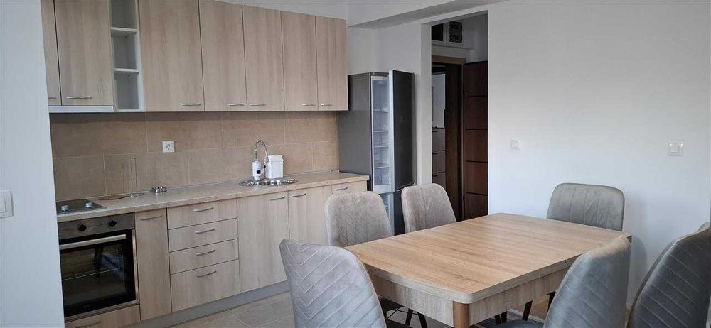 Дава се под наем Двустаен апартамент в Бургас, Зорница - 57 кв.м за 229.5 € - Снимка #2