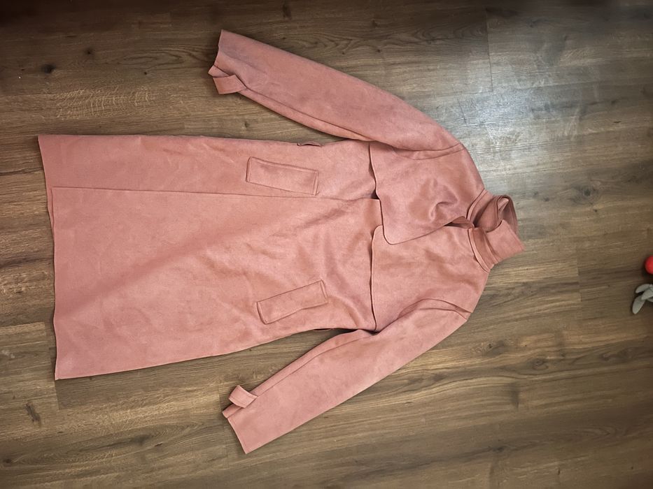 Стилно велурено розово сако