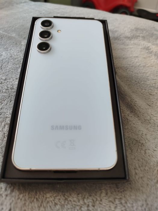 Samsung Galaxy S24 FE