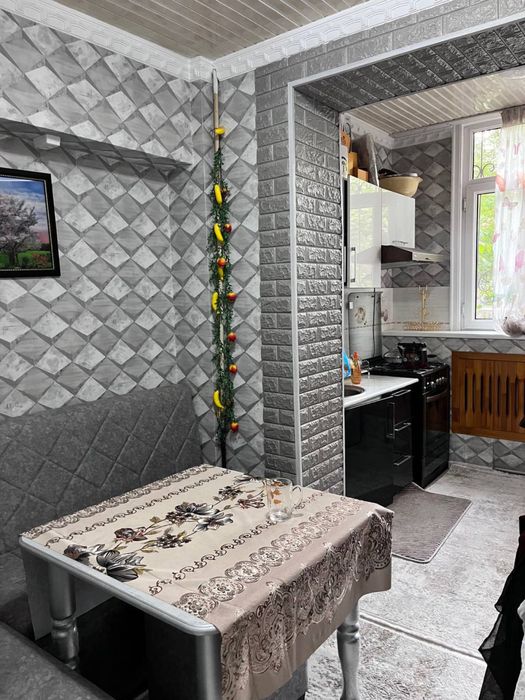 продается чиланзар 8 квпртал  4/1/4