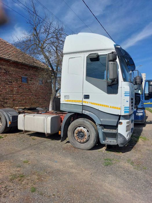 Vând Iveco Stralis pentru dezmembrat