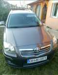 Toyota avensis 2.2  2006
