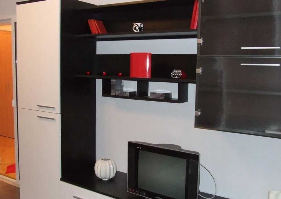 Дава се под наем Едностаен апартамент в Пловдив, Гагарин - 25 кв.м за 117.3 € - Снимка #1