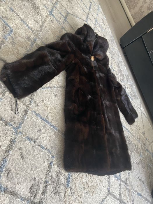 Продам шубу норковую 42-44