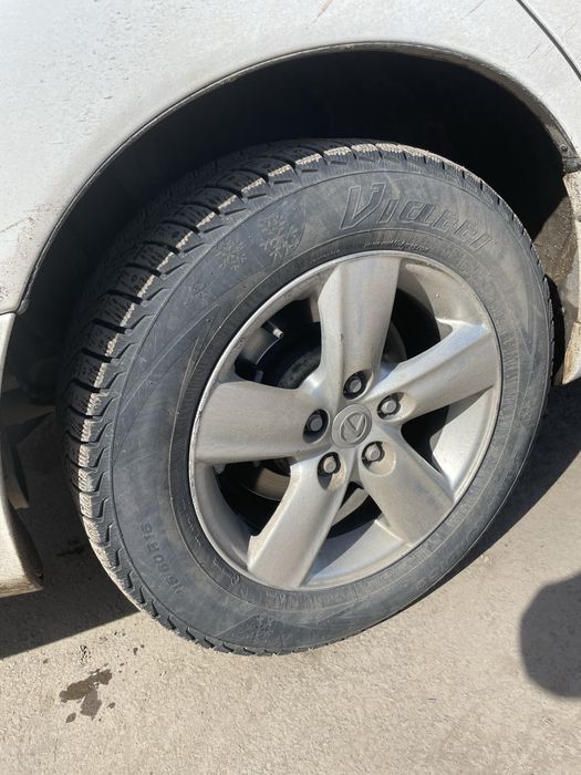 Шины с дисками R16 комплект
