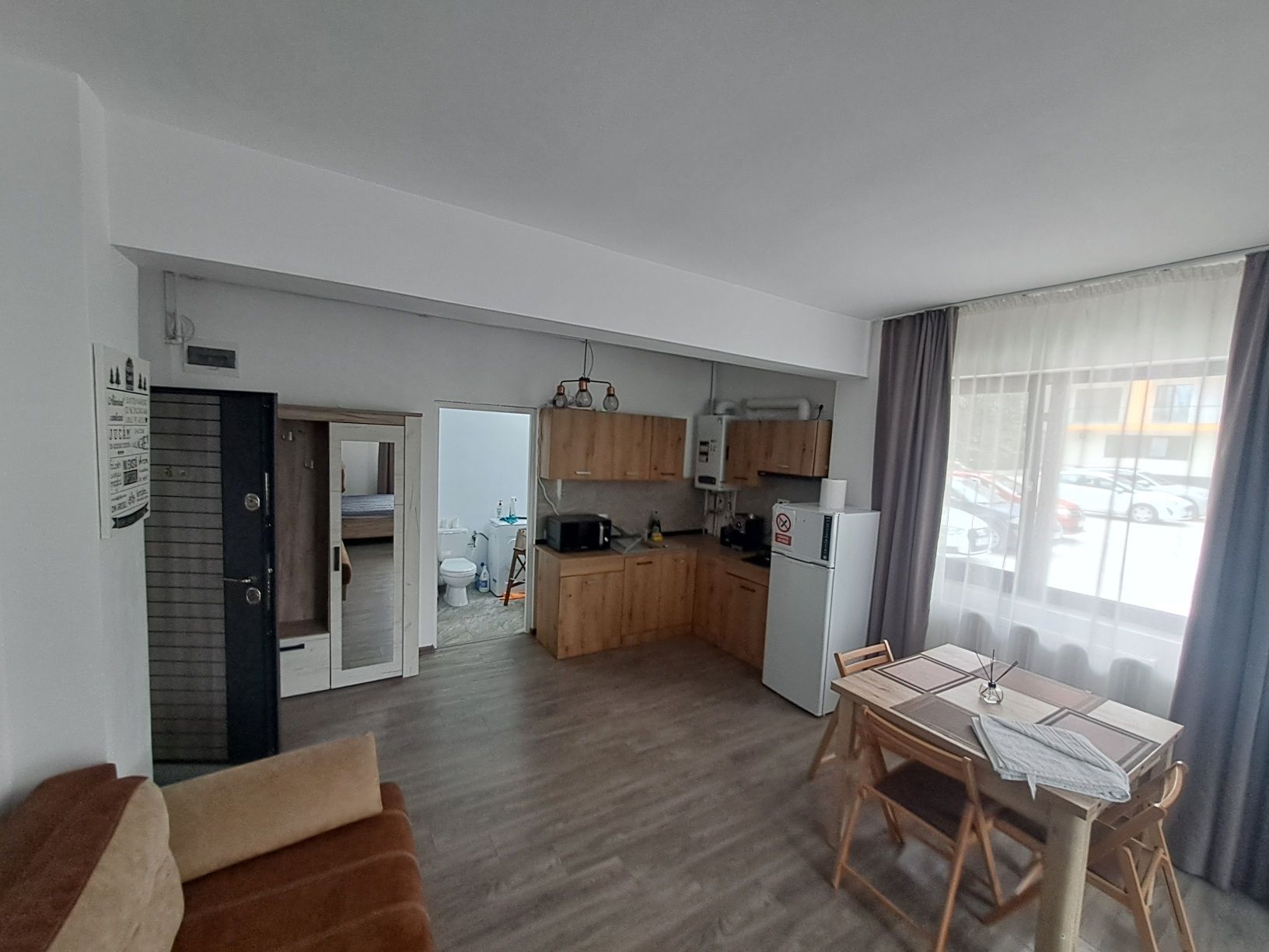 Studio Mamaia nord vizavi de lidl