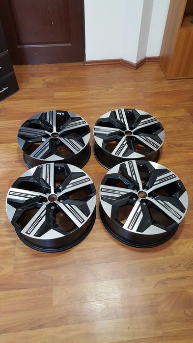 JanteRenaultMeganETechKoleosScenicEspaceAustralNisanXTrailAriya5X114.3