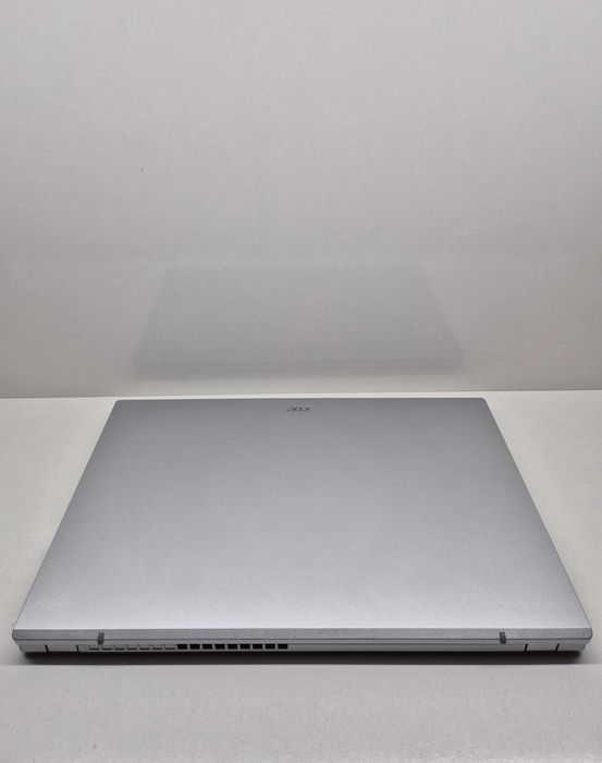 Acer Core i5-1235U 8/512GB M.2 NVMe Ekran 15.6 Yangi Karobkada