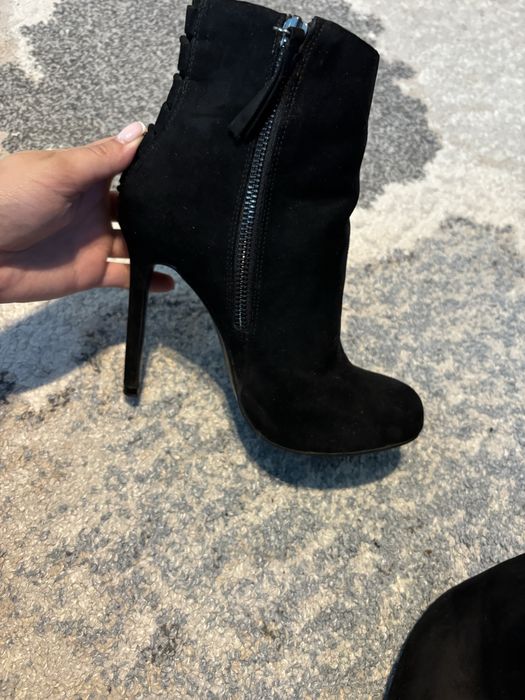 Botine Zara, piele întoarsă