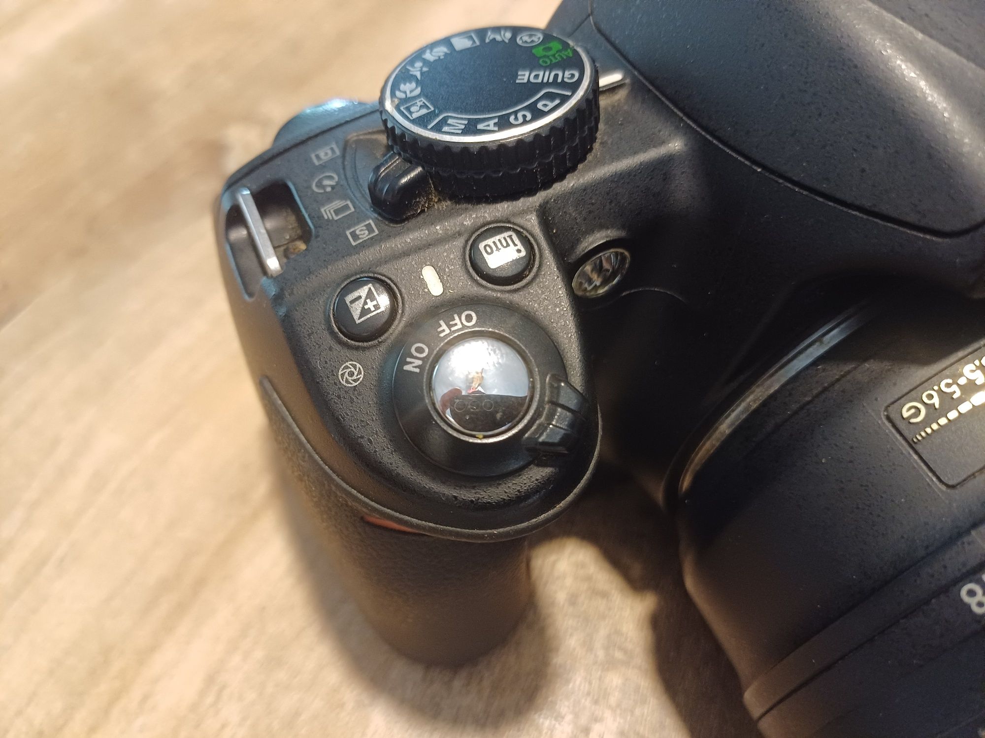 Фотоапарат DSLR Nikon D3100 с 2 обектива