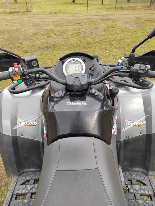 ATV. Can-am R 800