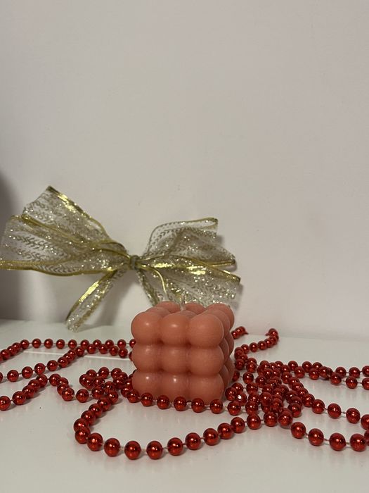 Lumânare în formă de ciorchine de struguri- Cadoul perfect de Craciun