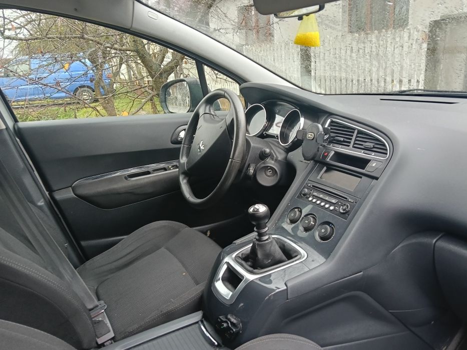 Vând peugeout 1.6 diesel  an 2012