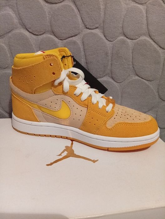 Adidași Jordan 1 High Zoom