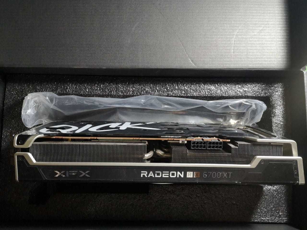 XFX AMD Radeon RX 6700 XT 12Gb